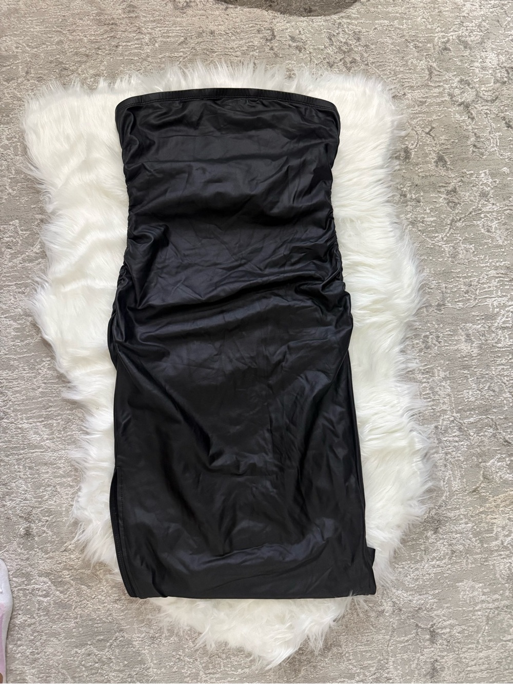 Classic Black Strapless Bodycon Dress